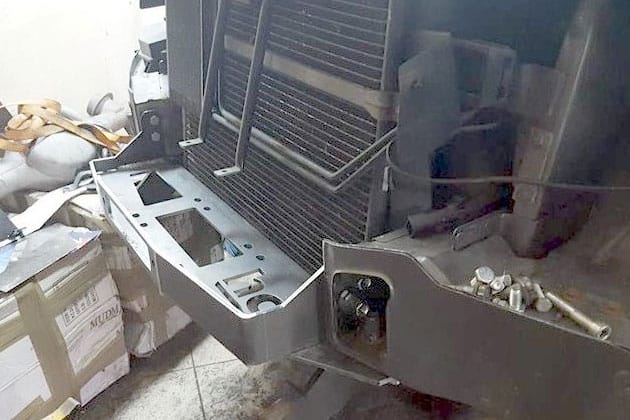 Płyta montażowa wyciągarki powiększona Jeep Grand Cherokee